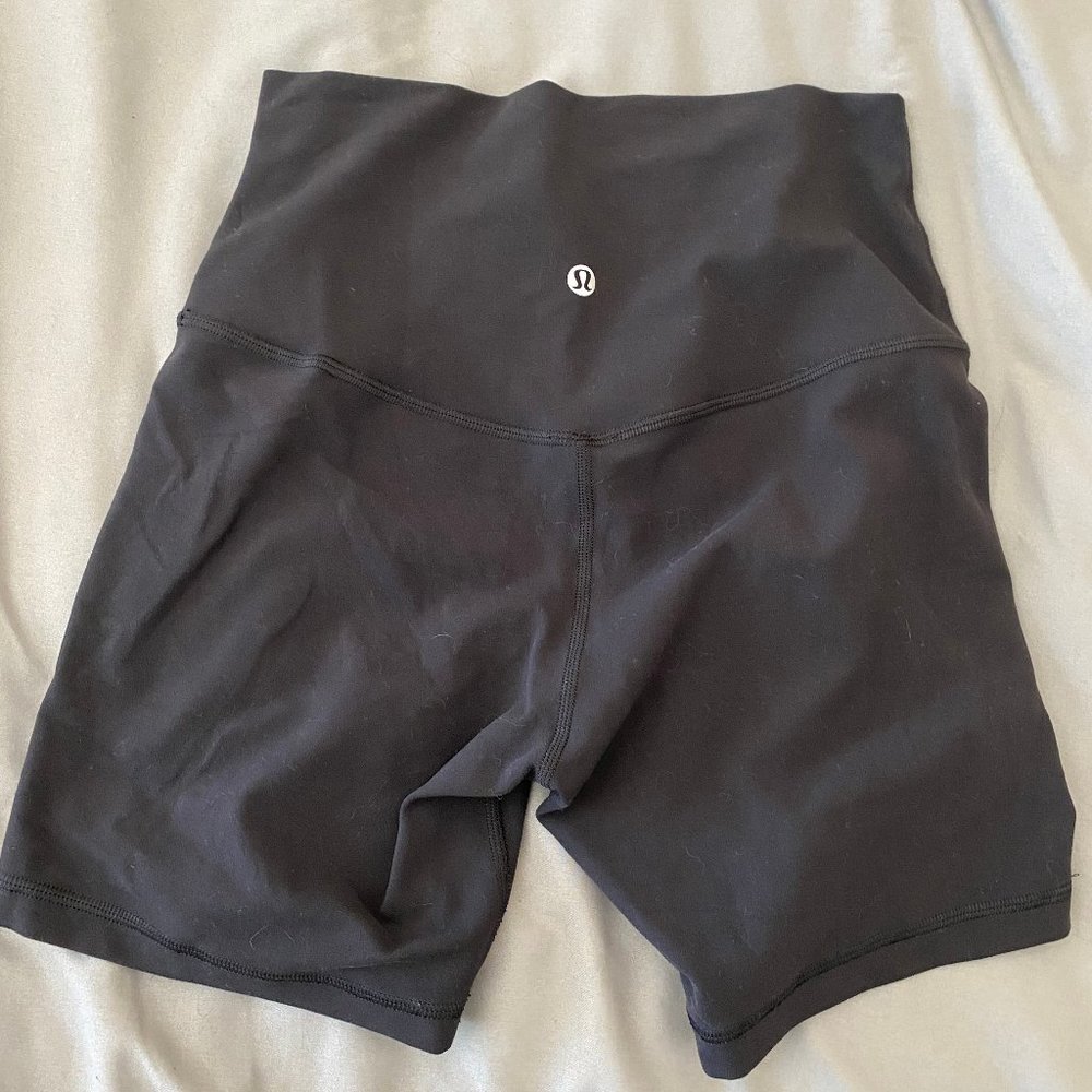 Lululemon Align Short 6"- Size 6